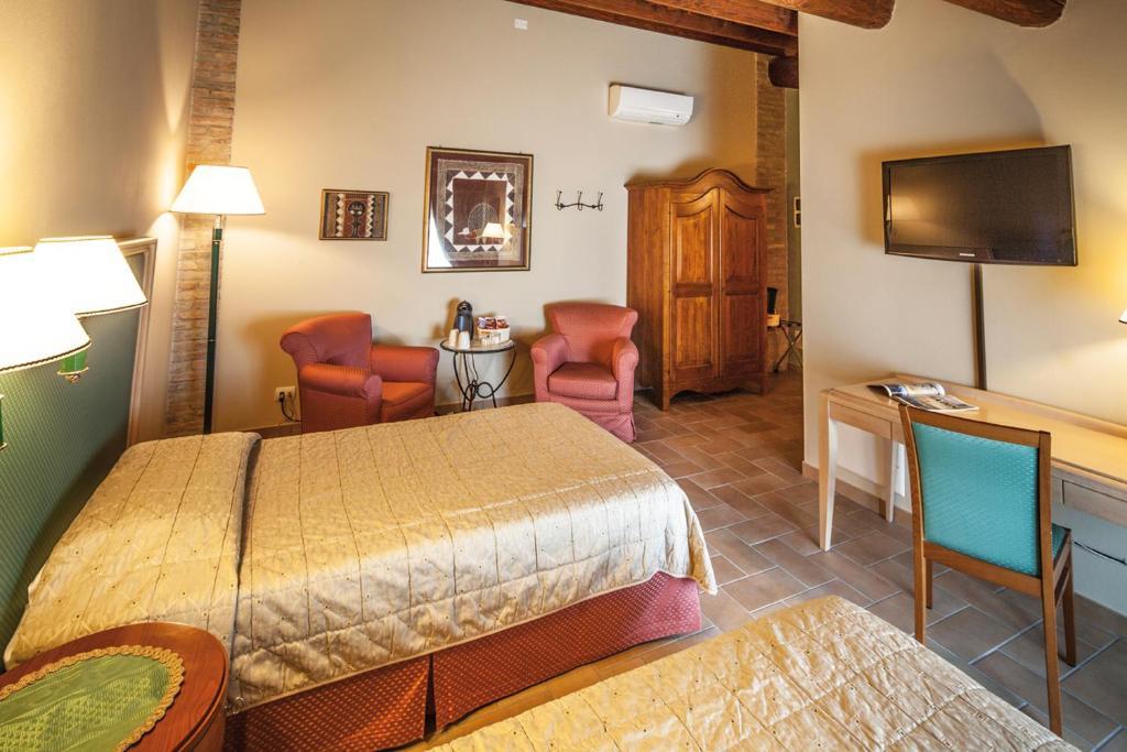 Hotel Residence Diamantina Ferrara Habitación foto