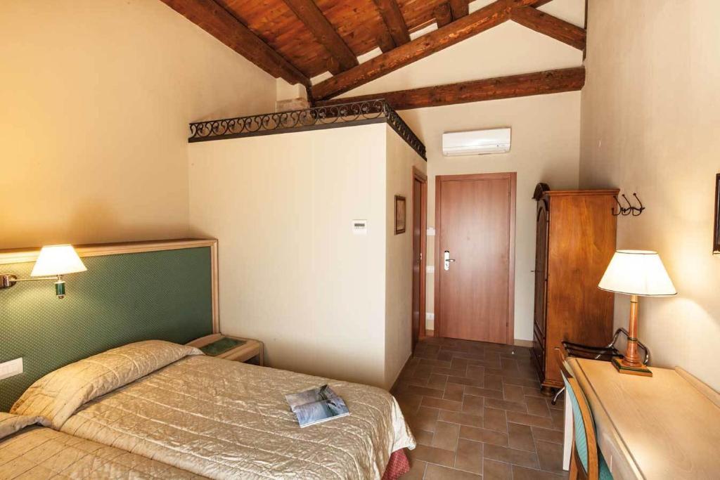 Hotel Residence Diamantina Ferrara Habitación foto